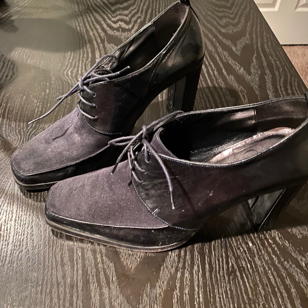 Women’s shoes